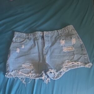 2XL Distressed Denim Shorts